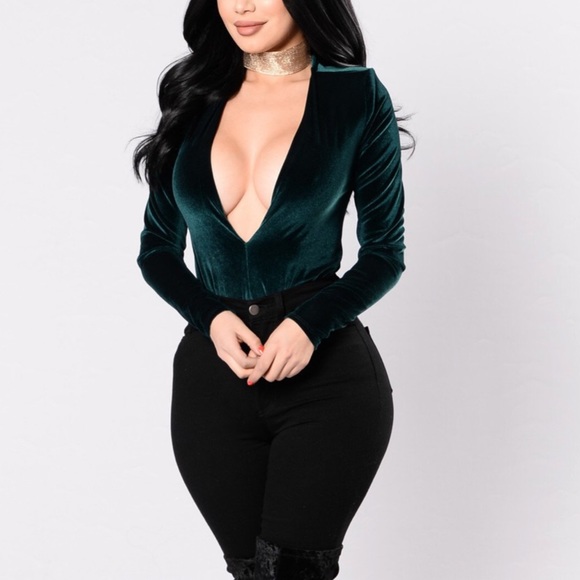 BRAND NEW⚡️ VELVET BODYSUIT - Picture 2 of 3